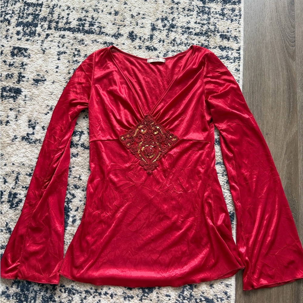 MIIK couture red V-Neck Embellished Women's Top - Picture 1 of 5